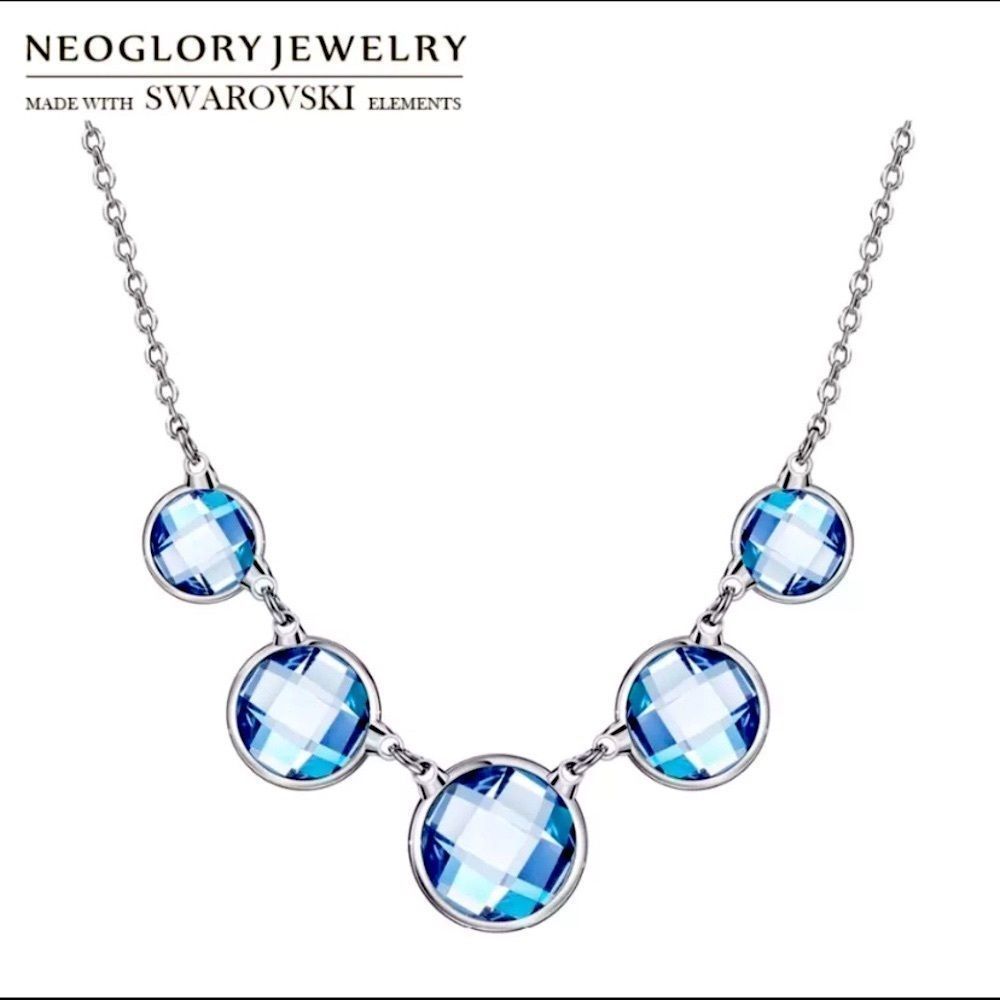 BNIB!! NEOGLORY SWAROVSKI CRYSTAL PLATINUM PLATED LIGHT BLUE CRYSTAL NECKLACE